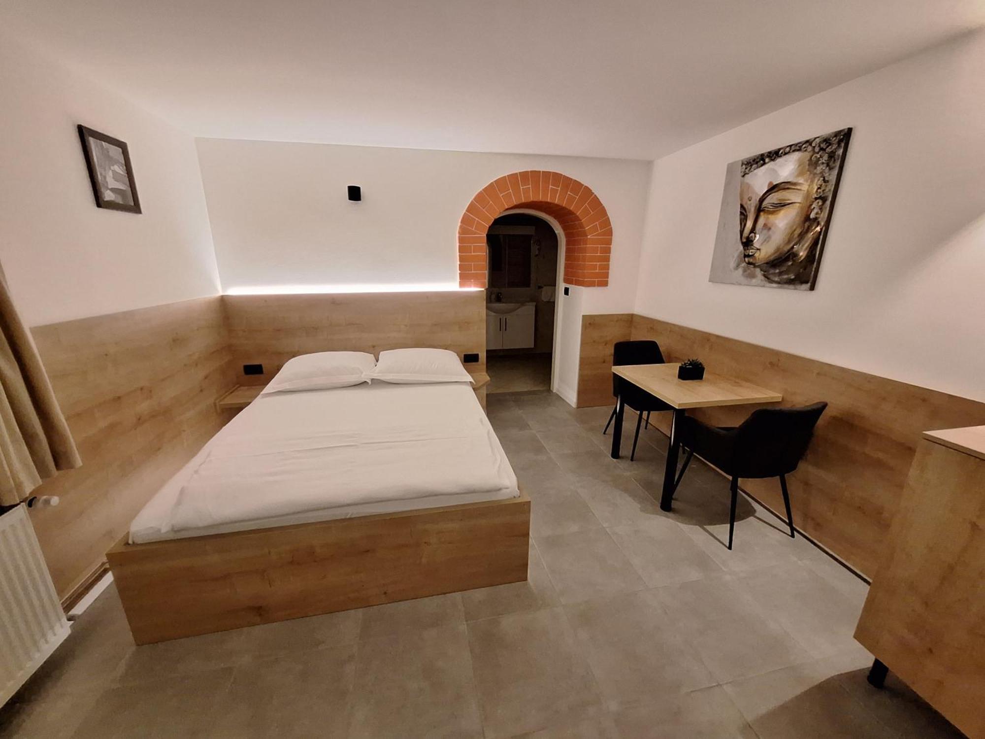 Apartamento Prenocisca Kralj Komenda Exterior foto